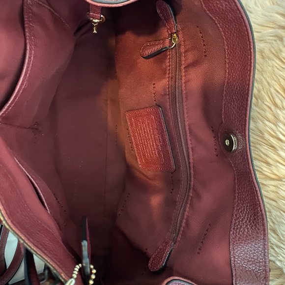 Authentic Coach Handbag w/ matching Wallet - Picture 3 of 6